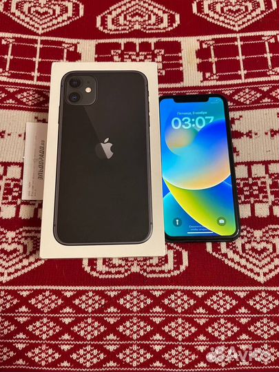 iPhone 11, 64 ГБ