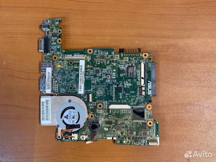 Материнская плата asus 1015b