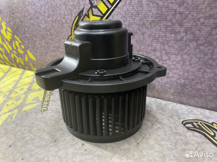 Моторчик отопителя печки салона Шевроле Спарк М200