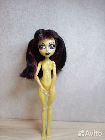 Кукла монстр хай