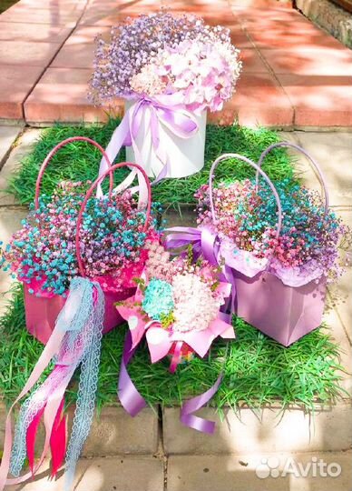 Доставка букетов. Розы, гипсофилы, орхидеи, лилии