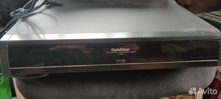 Вмдеомагнитофон Gold star