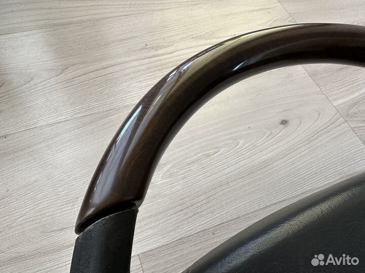 Руль с деревянными вставками mercedes дорест