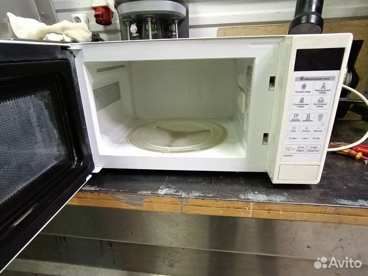 Микроволновая печь LG бу рабочая