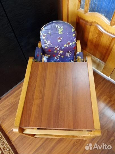 Стульчик для кормления