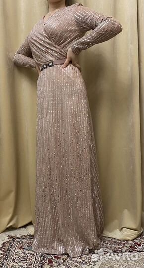 Вечернее платье