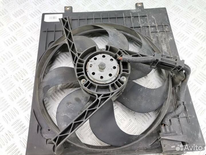 Вентилятор охлаждения Volkswagen Golf 4 1998