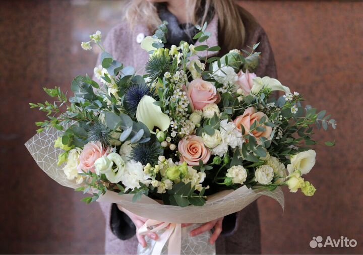 Доставка мини-цветочных композиций и букетов