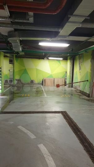 Машиноместо, 14 м²