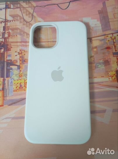 Оригинальный чехол на iPhone 12 pro