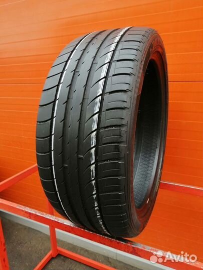 Dunlop SP QuattroMaxx 275/40 R22 106Y