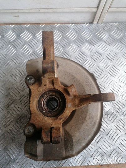 Кулак поворотный прав. перед. Mitsubishi Outlander