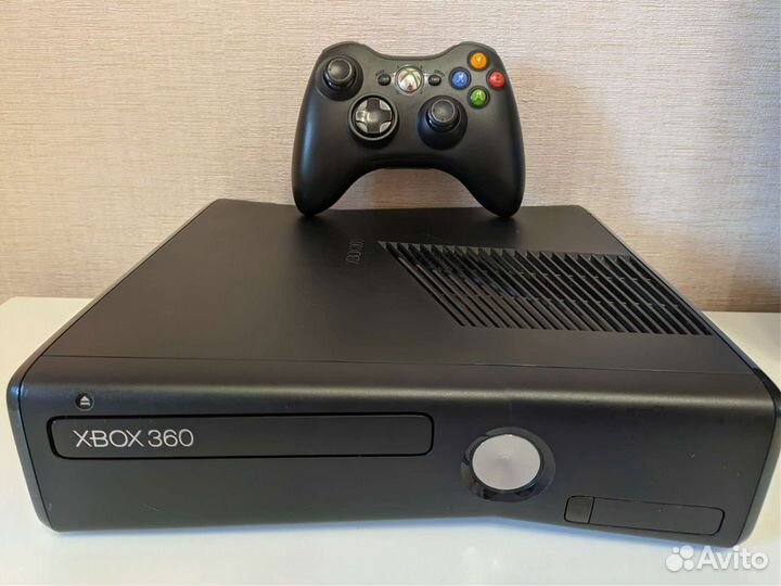 XBox 360 FreeBoot прошитый + 2050 игр