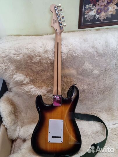 Электрогитара