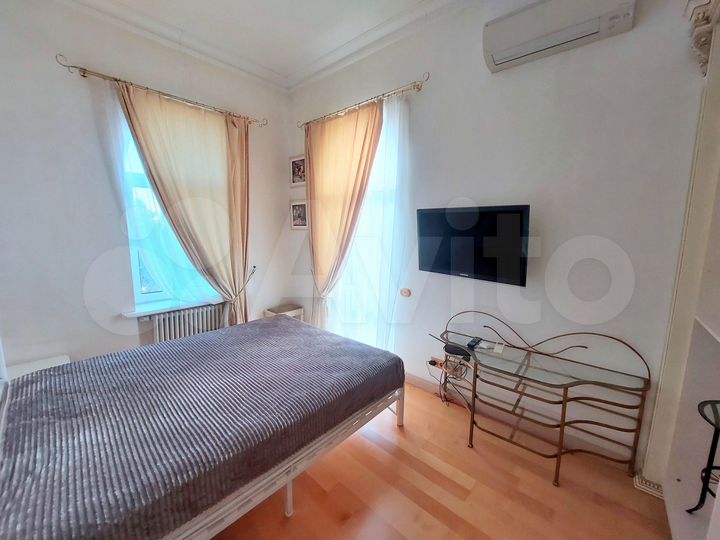 2-к. квартира, 33 м², 3/3 эт.