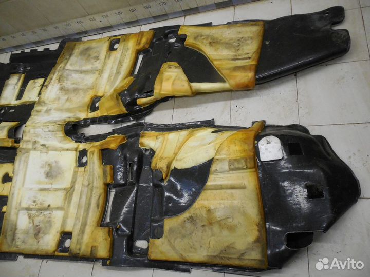 Покрытие напольное (ковролин) Mohave 2009