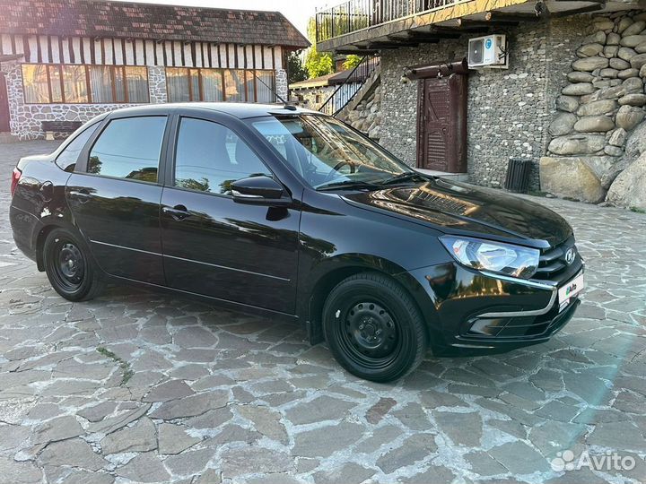 LADA Granta 1.6 МТ, 2022, 8 000 км