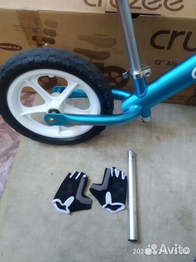 Беговел детский Cruzee