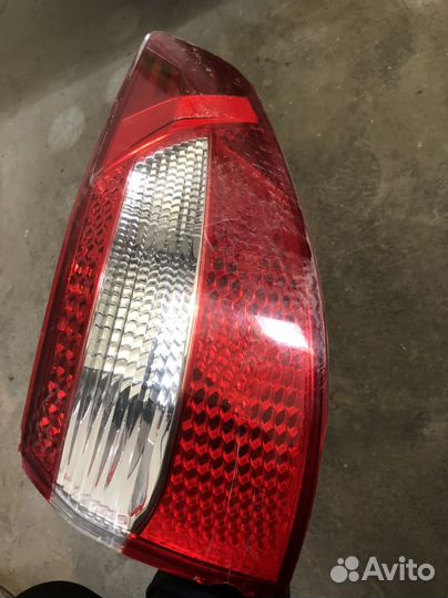 Фонарь на киа рио 13 год
