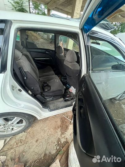 Honda Stream 1.7 AT, 2003, битый, 351 000 км