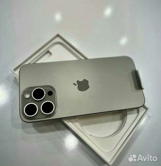 iPhone 15 Pro Max, 512 ГБ