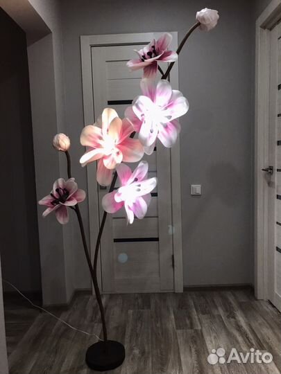 Сакура светильник Ростовые цветы