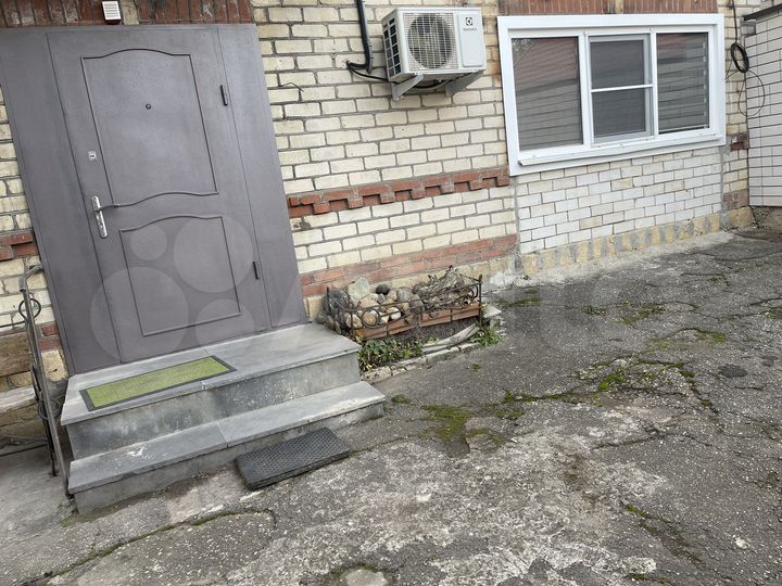 Коттедж 150 м² на участке 6,5 сот.