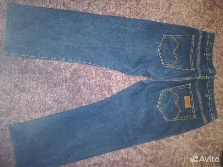 Джинсы, Mantana 