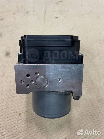 Блок ABS Toyota Land Cruiser 300 2021г