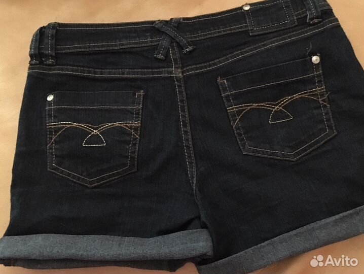 Шорты фирменные