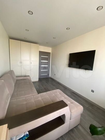 2-к. квартира, 53 м², 9/9 эт.