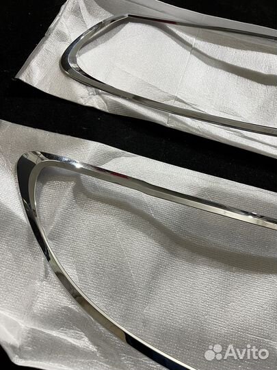 Молдинги фар Hyundai Santa Fe 2