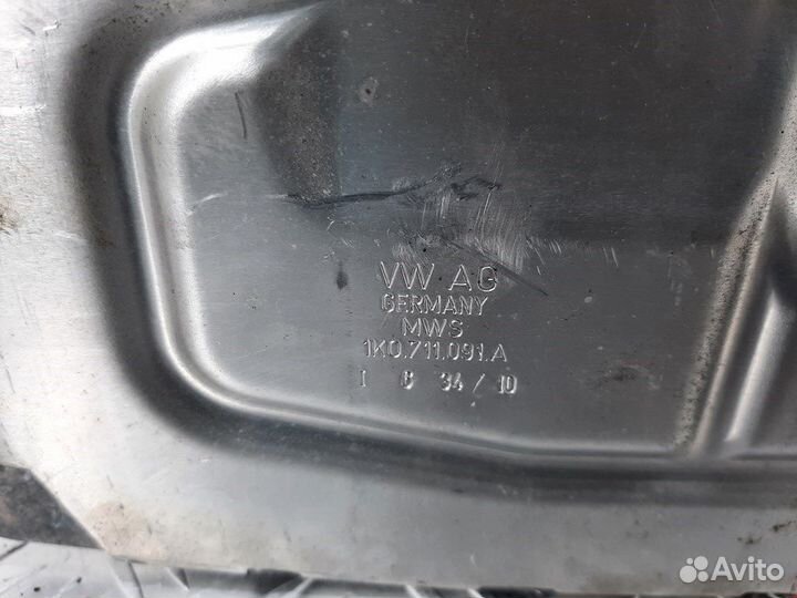 Кулиса кпп для Audi A3 8P 1K0711112