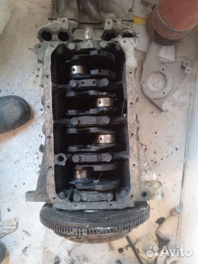 Продаю 2 двигателя