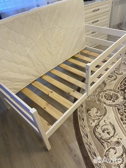Кровать с матрасом+ бортики в подарок