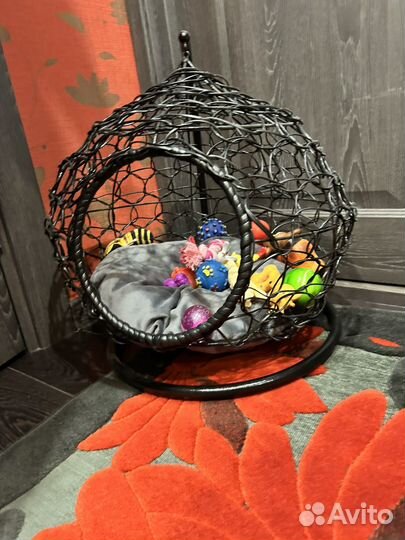 Лежанка-качели для собак