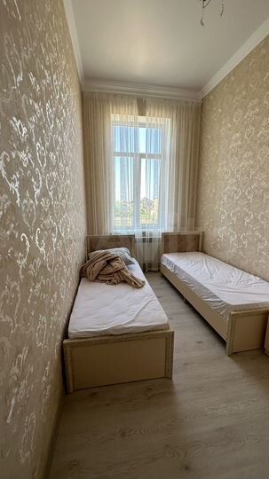 2-к. квартира, 50 м², 2/4 эт.