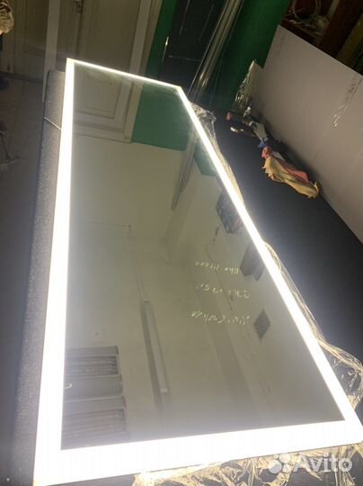Зеркало с подсветкой светопропускное