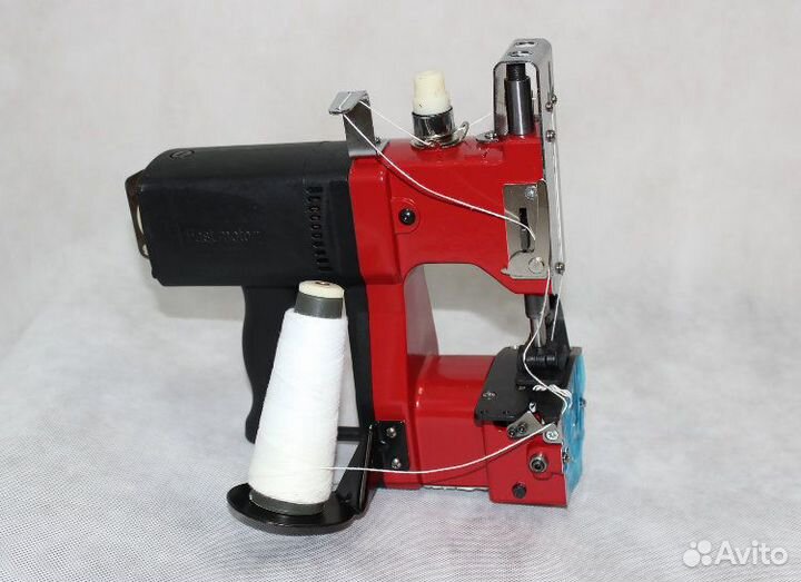 Мешкозашивочная машинка GK 9-350 красная