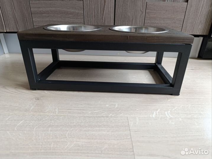 Подставка для кормления на две миски