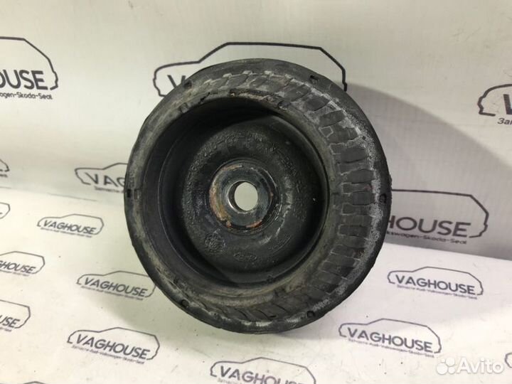 Опора амортизатора задняя Ford Mondeo MK 1 1992