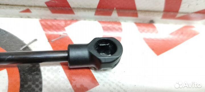 Амортизатор крышки багажника Audi A6 4G CGW