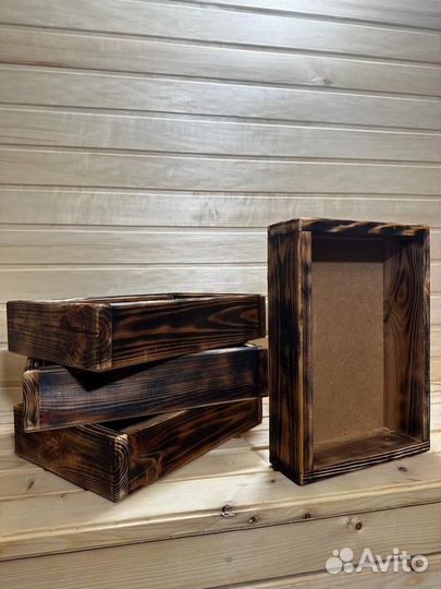 Подарочный ящик из дерева
