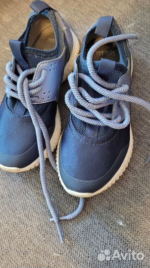 Кроссовки для девочки 28