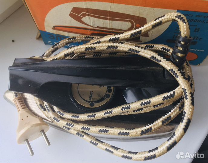 Советский утюг с терморегулятором