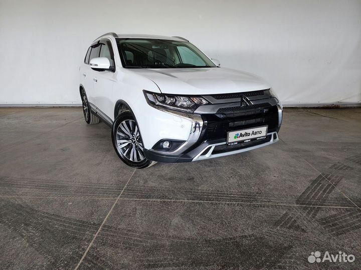 Mitsubishi Outlander 2.4 CVT, 2018, 47 660 км