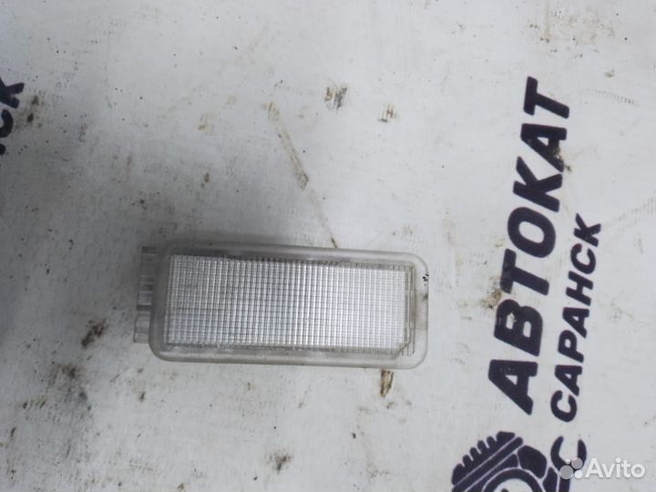 Плафон освещения багажника Peugeot 307