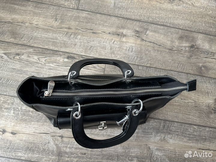 Сумка натуральная кожа италия черная