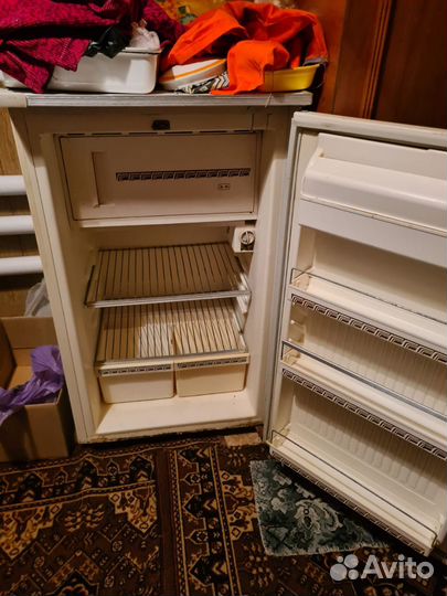 Холодильник бу маленький