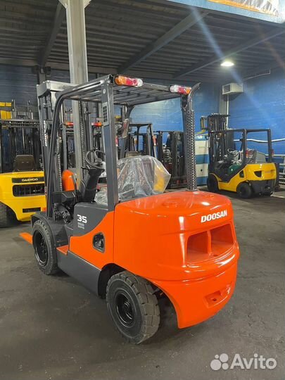 Вилочный погрузчик DOOSAN D35S-5, 2008